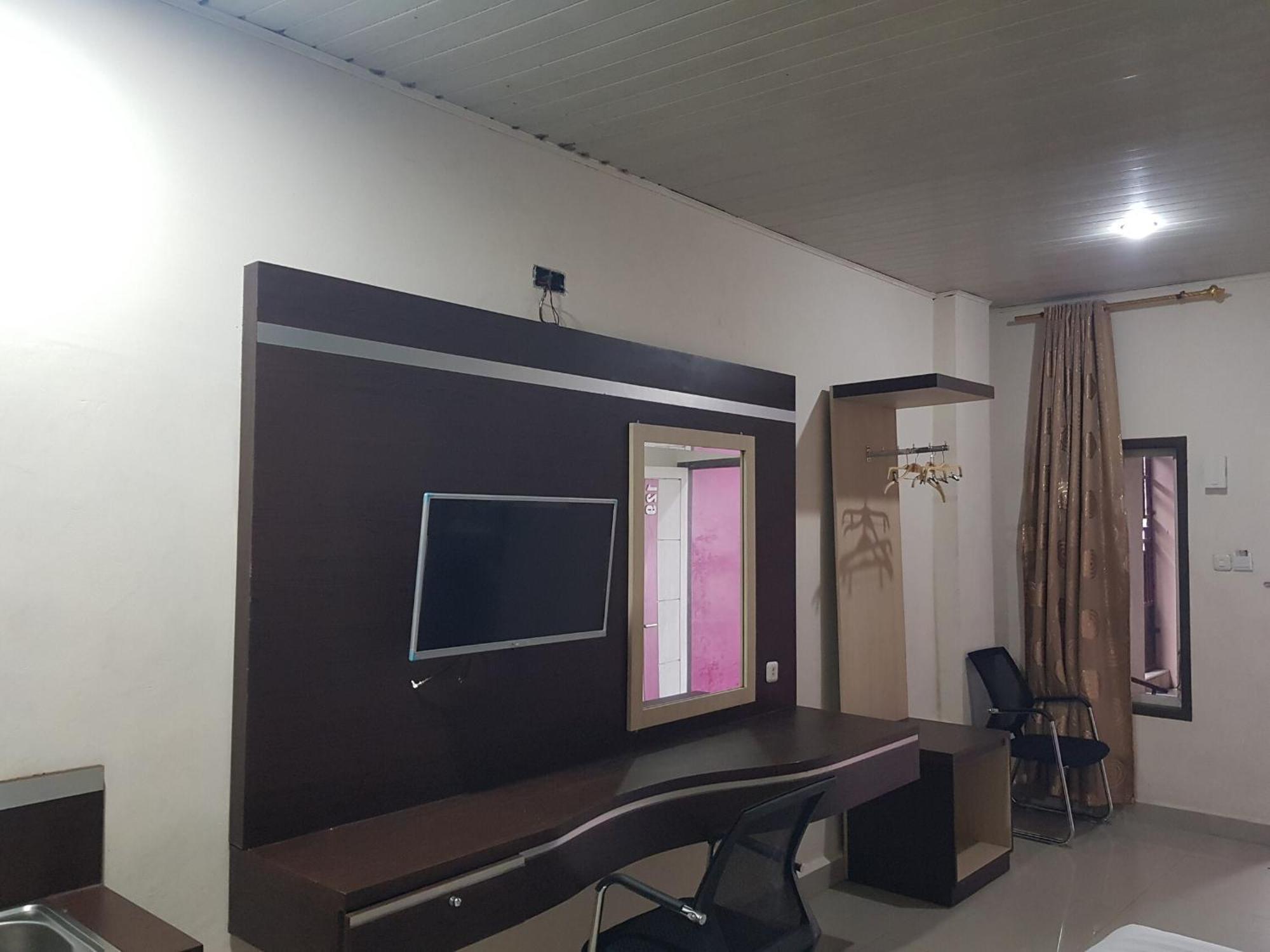 Capital O 93263 Linge Land Hotel Takengon Екстериор снимка