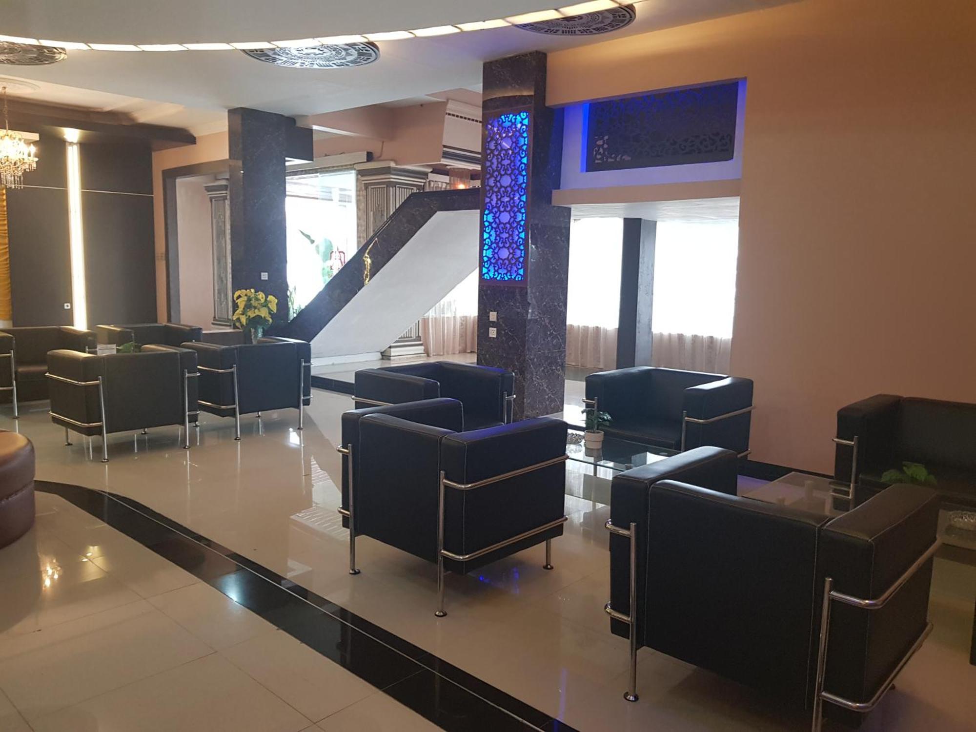 Capital O 93263 Linge Land Hotel Takengon Екстериор снимка